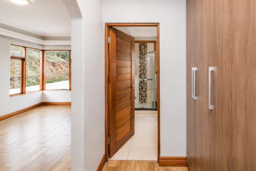 5 Bedroom Property for Sale in Xanadu Eco Park North West